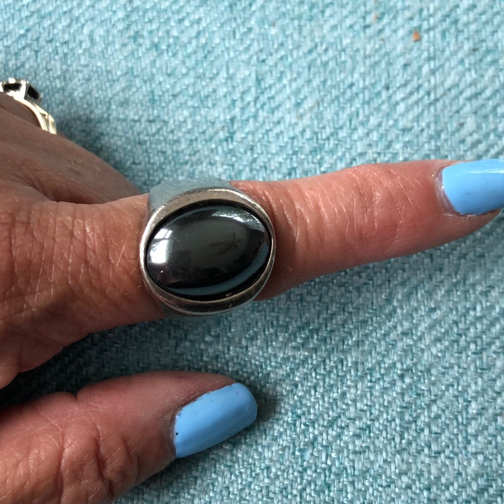 Black stone ring gold tone